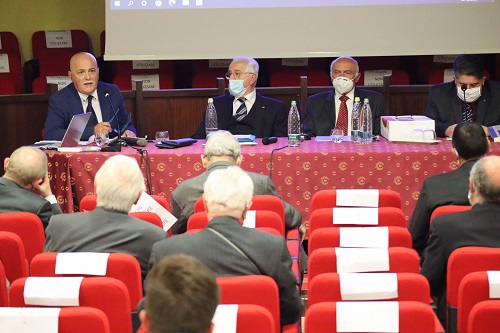 Il generale Antonio Zerrillo rievoca il Maresciallo Giovanni Messe al convegno di Vicoforte presieduto dal segretario della Consulta, Gianni Stefano Cuttica.