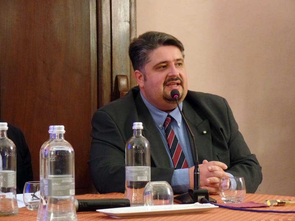 Il Cav. Alessandro Mella, Presidente dell'Associazione di studi storici Giovanni Giolitti, conclude la giornata di lavori.